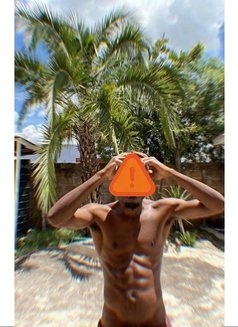 ndingoke - Male escort in Nairobi Photo 5 of 7