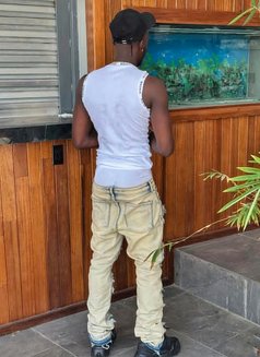 ndingoke - Male escort in Nairobi Photo 7 of 7