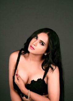 Ne Ha X Ta Sy - Transsexual escort in Hyderabad Photo 1 of 1