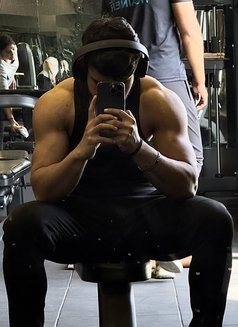 Neddelhi - Male escort in New Delhi Photo 1 of 1