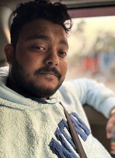 Nee L - Male escort in Kolkata Photo 1 of 5