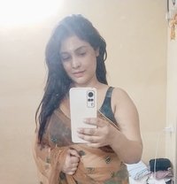 Needhi❣️ Best Call Girl's in Kolkata - puta in Kolkata