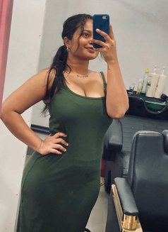 Neelam, a Mallu Girl Available Tonight - puta in Malappuram Photo 1 of 3