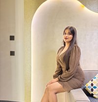Neelam, Call Me Unforgettable Nights - puta in Pune