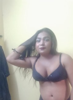 Neeli - Transsexual escort in New Delhi Photo 10 of 10