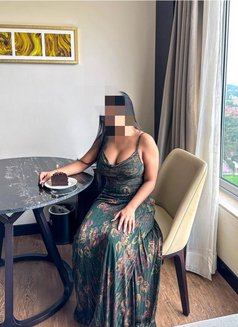 BBW cam - escort in Kochi Photo 2 of 2