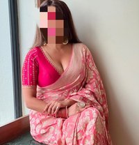 Bhabhi cam - escort in New Delhi