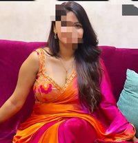 Bhabhi cam - escort in New Delhi