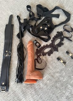 Neenoksa - Transsexual escort in Khobar Photo 2 of 5
