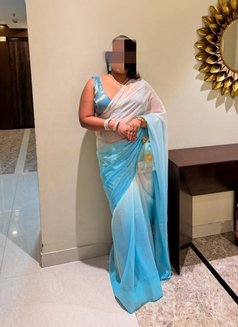 Independent Bhabhi - escort in Vadodara Photo 2 of 2