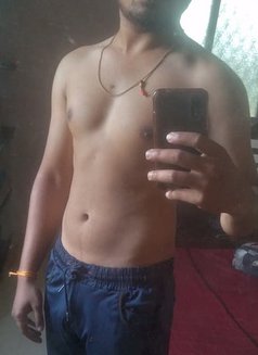 Neeraj - Male escort in Pune Photo 3 of 3