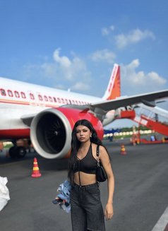 Neeru - Transsexual escort in Chandigarh Photo 8 of 26