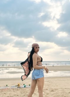 Neeru - Transsexual escort in New Delhi Photo 28 of 28