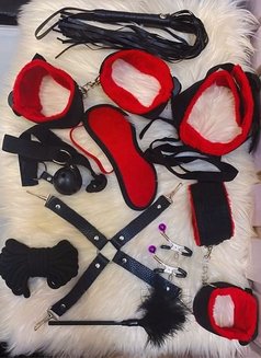 Neeru Slim Cam/meet - escort in New Delhi Photo 7 of 17