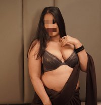 Independent Bhabhi - escort in New Delhi
