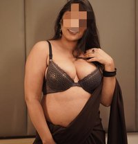 Independent Bhabhi - escort in New Delhi