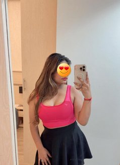 Neeta - escort in Dubai Photo 1 of 7