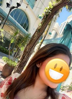 Neeta - escort in Dubai Photo 3 of 7