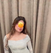 Neeta - puta in Dubai