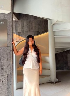 Neeta - escort in Vadodara Photo 2 of 3