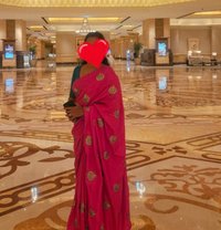Neethu independent VIP - puta in Abu Dhabi