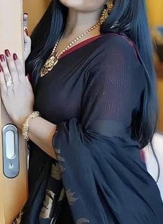 Neethusarath - escort in Kochi Photo 2 of 8