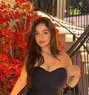 Neetu - escort in Abu Dhabi Photo 3 of 4
