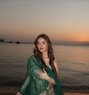 Neetu - escort in Dubai Photo 3 of 5