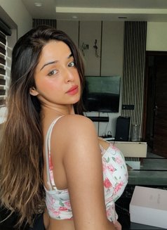 Neetu Indian - escort in Sharjah Photo 3 of 7