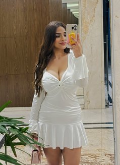 Neetu Indian - escort in Sharjah Photo 4 of 7