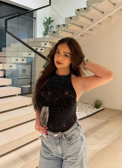 Neetu Indian - escort in Dubai Photo 1 of 3