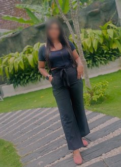 Negombo Gen Z Couple - escort in Colombo Photo 3 of 9