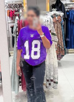 Negombo Gen Z Couple - escort in Colombo Photo 5 of 9