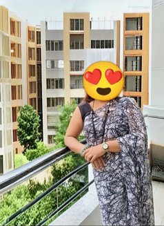 Neha 3333 - puta in Pune Photo 2 of 3