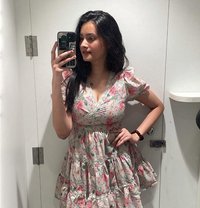 Neha 98733 Vip 84431 Esscort Service - puta in Chandigarh