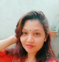 Neha Ahire - puta in Pune