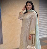 Neha Back Again - puta in Dubai Photo 4 of 8