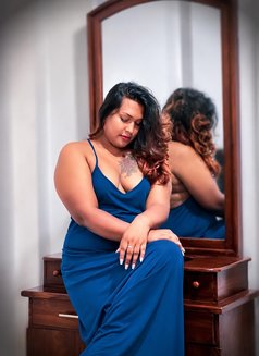 Neha Bashi - Acompañantes transexual in Colombo Photo 2 of 6