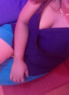 Neha Beauty independent girl . - escort in Colombo Photo 3 of 5