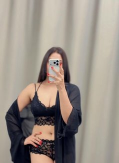 🤍Neha Best GFE🤍 Model | Roleplay | BJ - puta in Dubai Photo 5 of 10