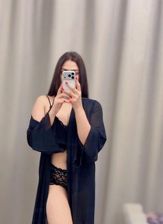 🤍Neha Best GFE🤍 Model | Roleplay | BJ - puta in Dubai Photo 6 of 10