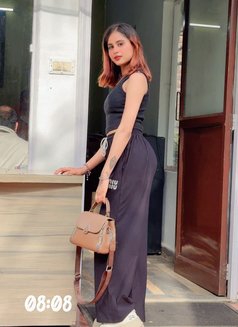 Neha (Cam Aa Real Meet ) - puta in Ranchi Photo 2 of 4