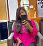 Neha Cam Queen - puta in Mumbai Photo 2 of 4
