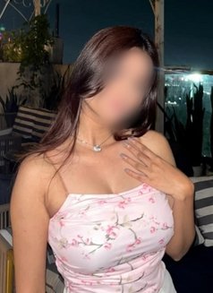 Neha cam service &real meet - escort in Chennai Photo 4 of 5