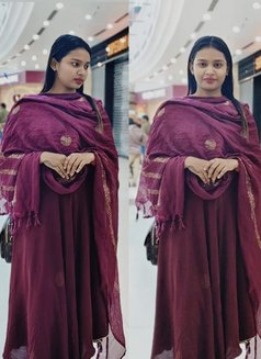 Neha Cam Session and Real Meet - escort in Hyderabad Photo 1 of 5
