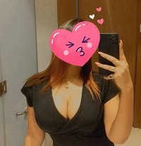 Real meet & Cam session - escort in Pune