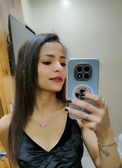 Neha Cam session & Real Meet - escort in Chennai Photo 1 of 8