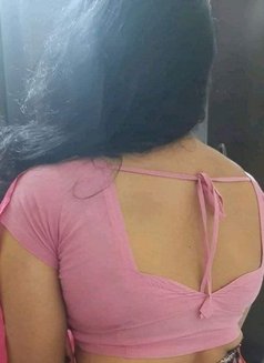 Neha cam show sex chat - puta in New Delhi Photo 4 of 5