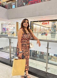 Neha (Cam session and Meet ) - puta in Chennai Photo 5 of 5