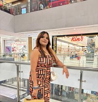 Neha (Cam session and Meet ) - puta in Chennai Photo 5 of 5